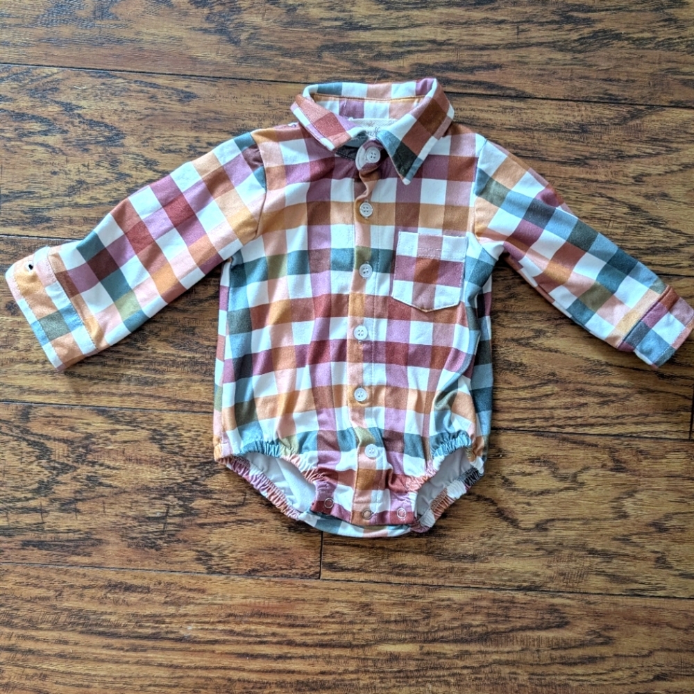 $ 💥3/$24 Marie‎ Nicole Fall Colorado.Plaid Long Sleeve Onesie